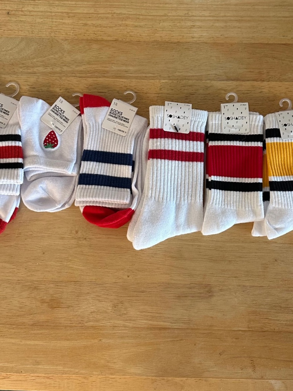 Forever 21 6 pair crew socks women’s